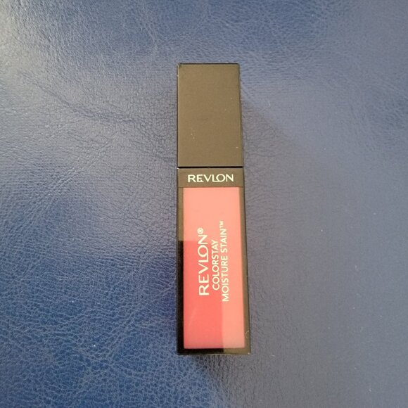 Revlon ColorStay Moisture Stain Lipstick Shade 010 LA Exclusive - Picture 8 of 8